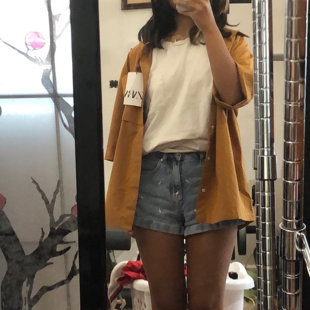 Zara relaxed fit button up shirt in yellow size medium